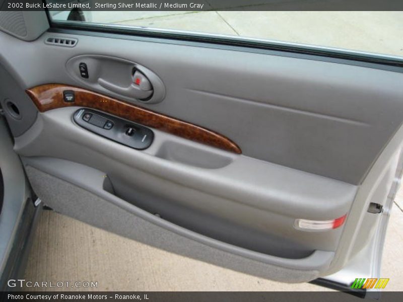 Sterling Silver Metallic / Medium Gray 2002 Buick LeSabre Limited
