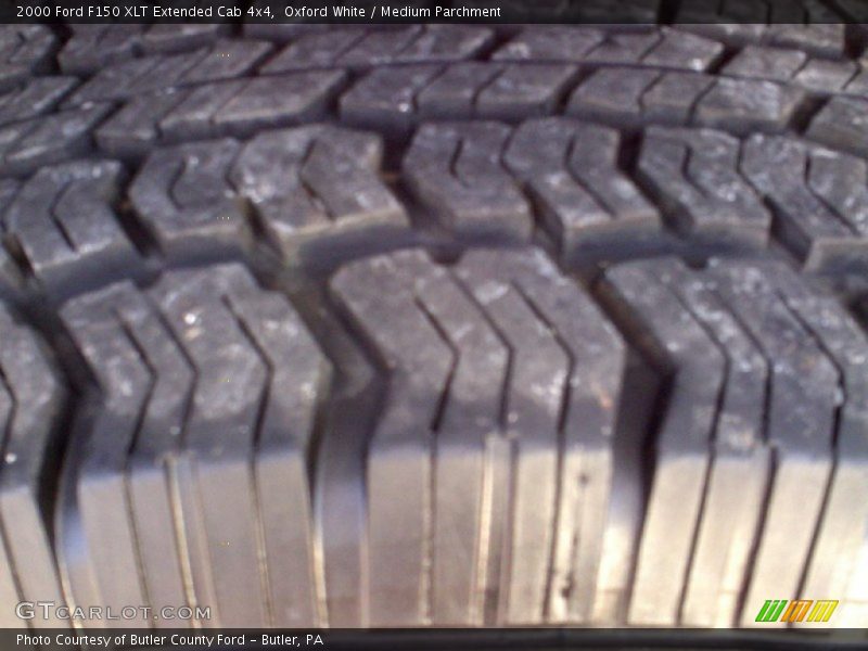 Oxford White / Medium Parchment 2000 Ford F150 XLT Extended Cab 4x4