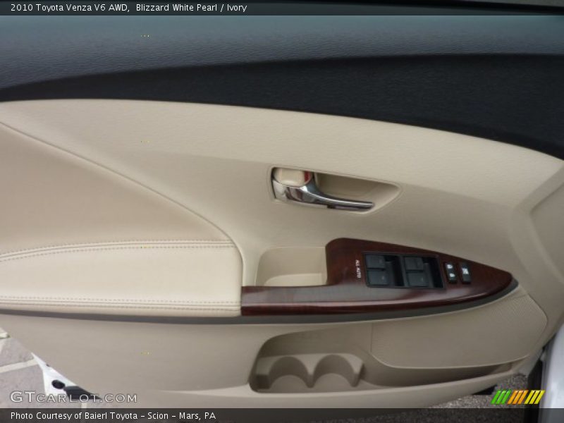 Blizzard White Pearl / Ivory 2010 Toyota Venza V6 AWD