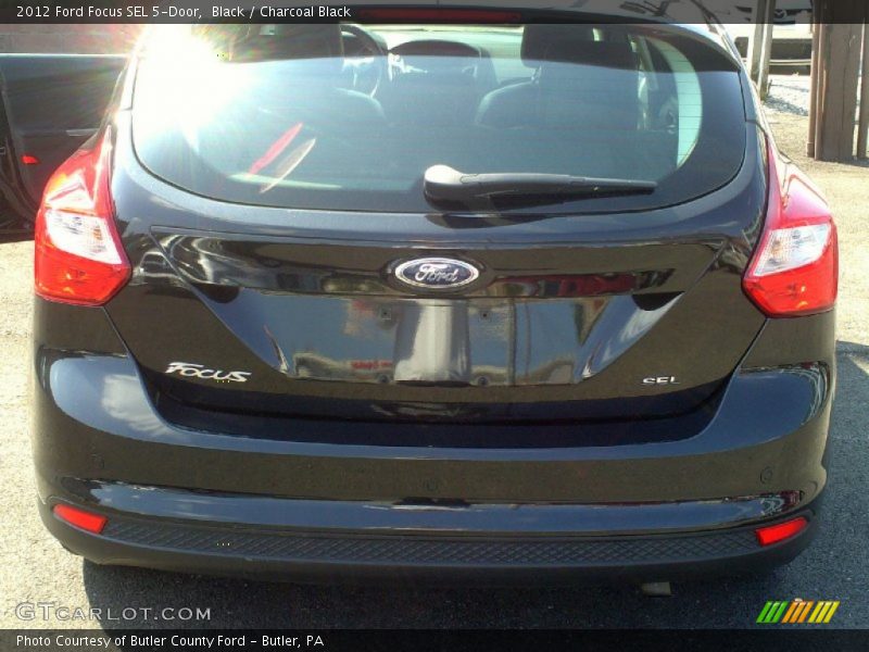 Black / Charcoal Black 2012 Ford Focus SEL 5-Door