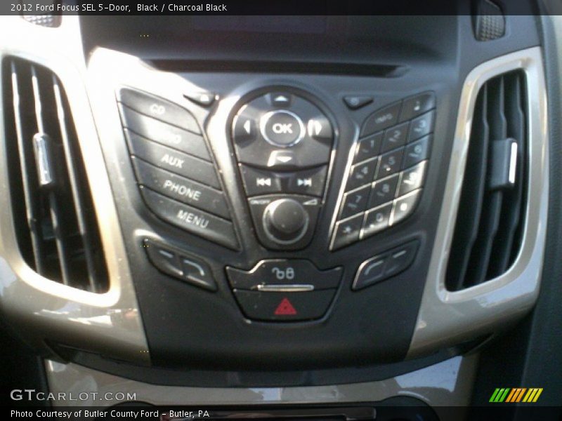 Black / Charcoal Black 2012 Ford Focus SEL 5-Door