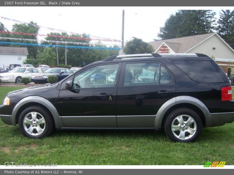 Black / Shale Grey 2007 Ford Freestyle SEL