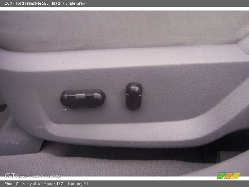 Black / Shale Grey 2007 Ford Freestyle SEL