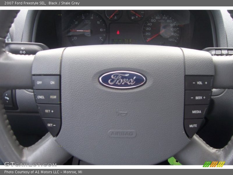 Black / Shale Grey 2007 Ford Freestyle SEL
