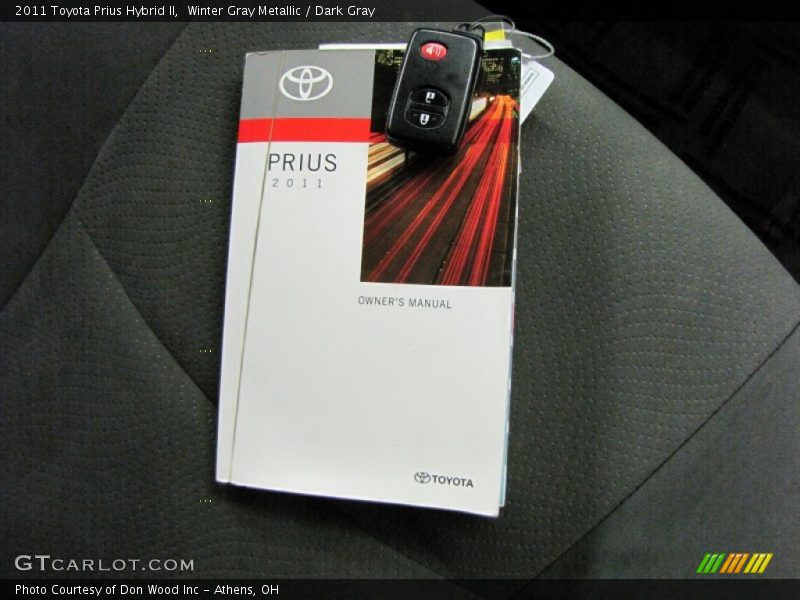 Winter Gray Metallic / Dark Gray 2011 Toyota Prius Hybrid II