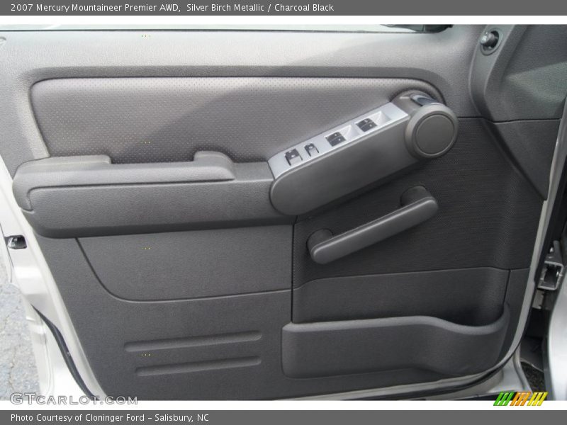 Silver Birch Metallic / Charcoal Black 2007 Mercury Mountaineer Premier AWD