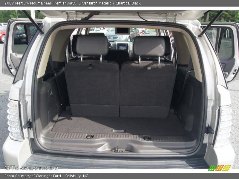 Silver Birch Metallic / Charcoal Black 2007 Mercury Mountaineer Premier AWD