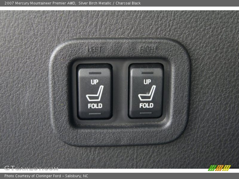 Silver Birch Metallic / Charcoal Black 2007 Mercury Mountaineer Premier AWD
