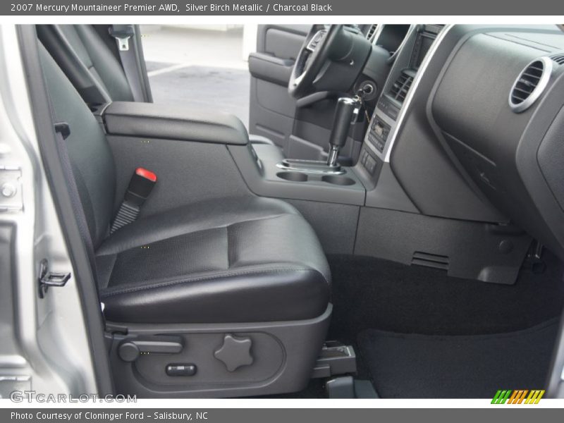 Silver Birch Metallic / Charcoal Black 2007 Mercury Mountaineer Premier AWD