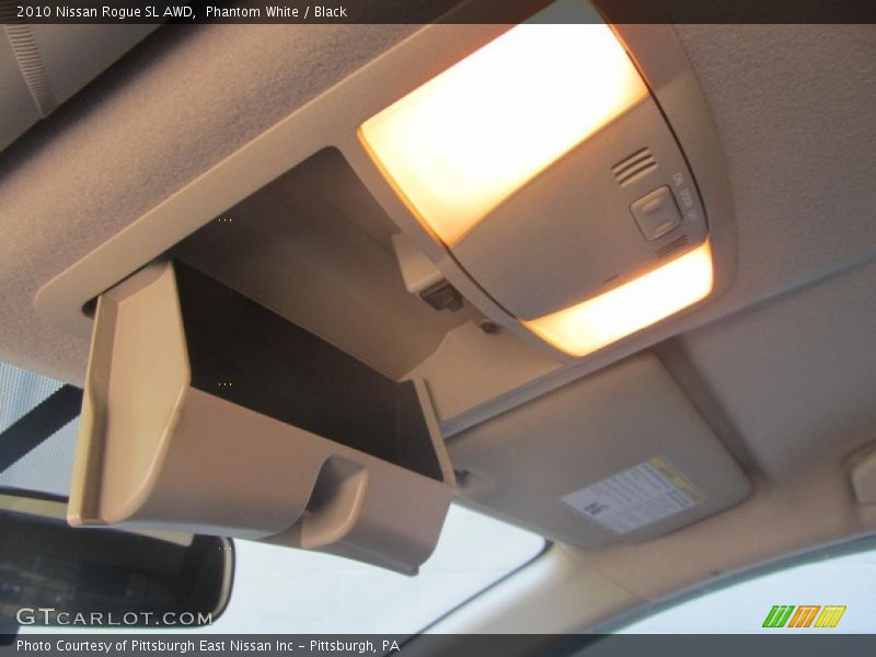 Phantom White / Black 2010 Nissan Rogue SL AWD