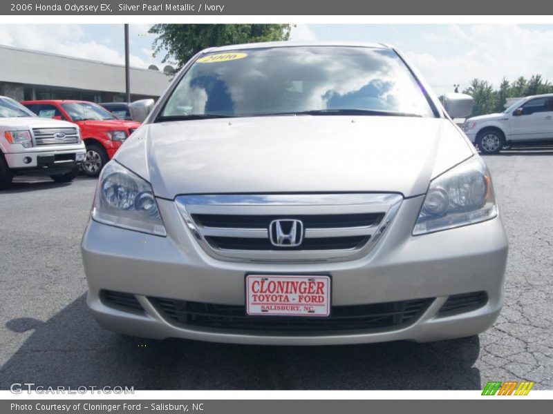Silver Pearl Metallic / Ivory 2006 Honda Odyssey EX