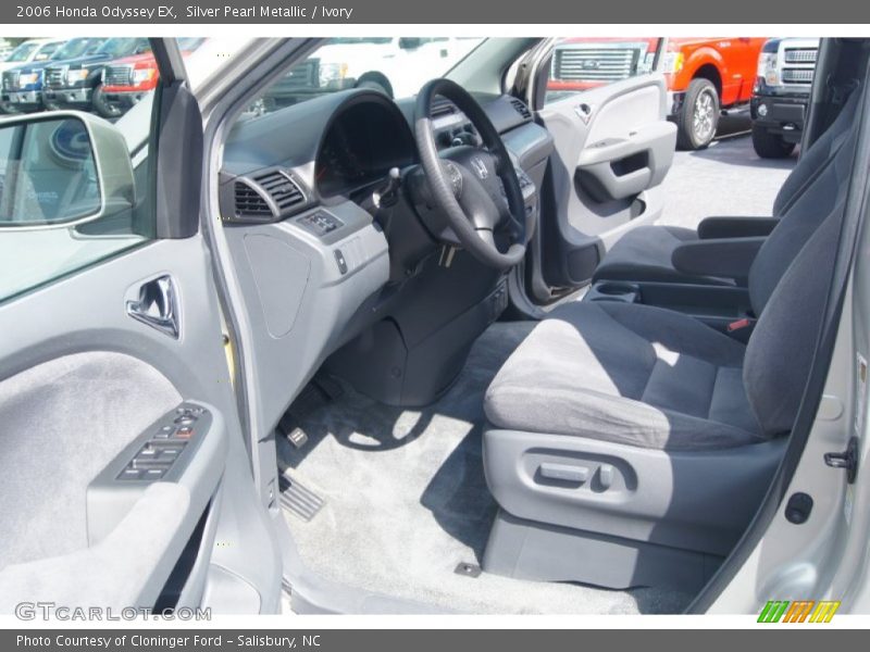 Silver Pearl Metallic / Ivory 2006 Honda Odyssey EX