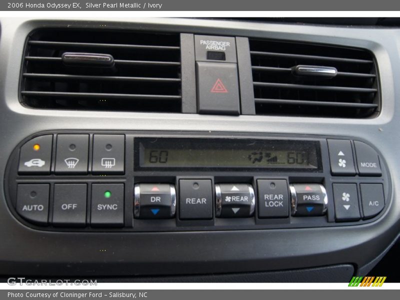 Silver Pearl Metallic / Ivory 2006 Honda Odyssey EX