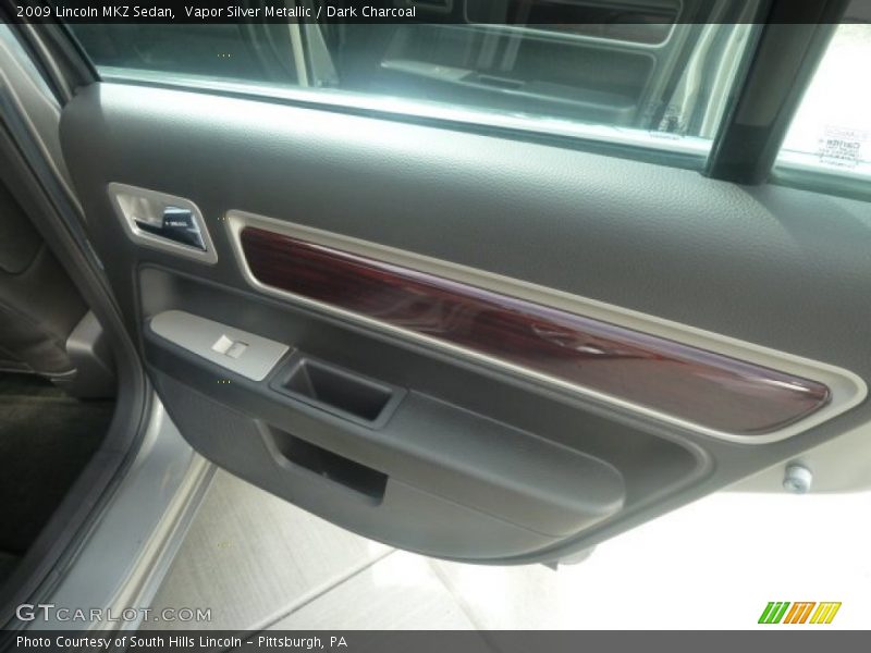 Vapor Silver Metallic / Dark Charcoal 2009 Lincoln MKZ Sedan