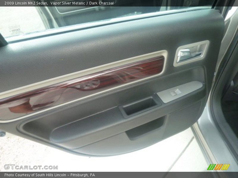 Vapor Silver Metallic / Dark Charcoal 2009 Lincoln MKZ Sedan