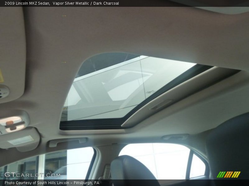 Vapor Silver Metallic / Dark Charcoal 2009 Lincoln MKZ Sedan