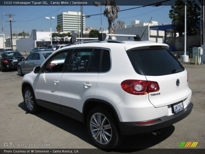 Candy White / Sandstone 2010 Volkswagen Tiguan SEL
