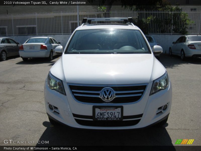 Candy White / Sandstone 2010 Volkswagen Tiguan SEL