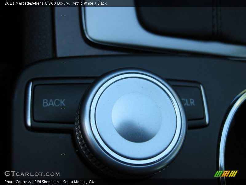 Arctic White / Black 2011 Mercedes-Benz C 300 Luxury