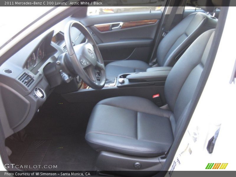 Arctic White / Black 2011 Mercedes-Benz C 300 Luxury