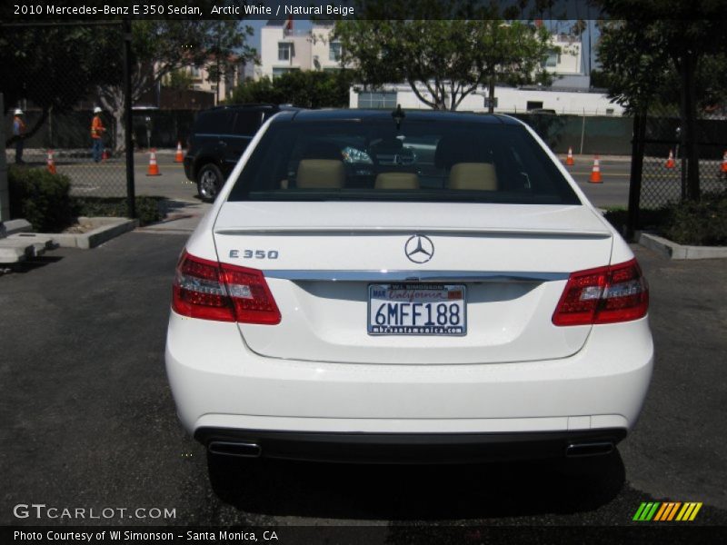 Arctic White / Natural Beige 2010 Mercedes-Benz E 350 Sedan