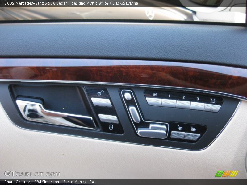 Controls of 2009 S 550 Sedan