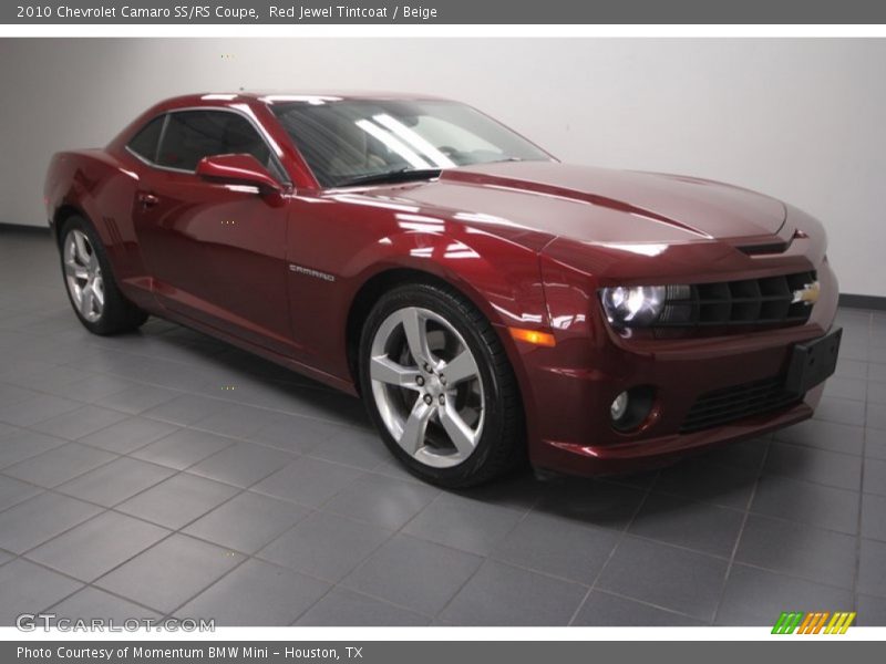 Front 3/4 View of 2010 Camaro SS/RS Coupe