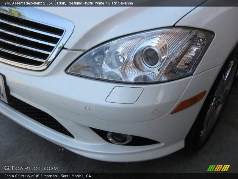 designo Mystic White / Black/Savanna 2009 Mercedes-Benz S 550 Sedan