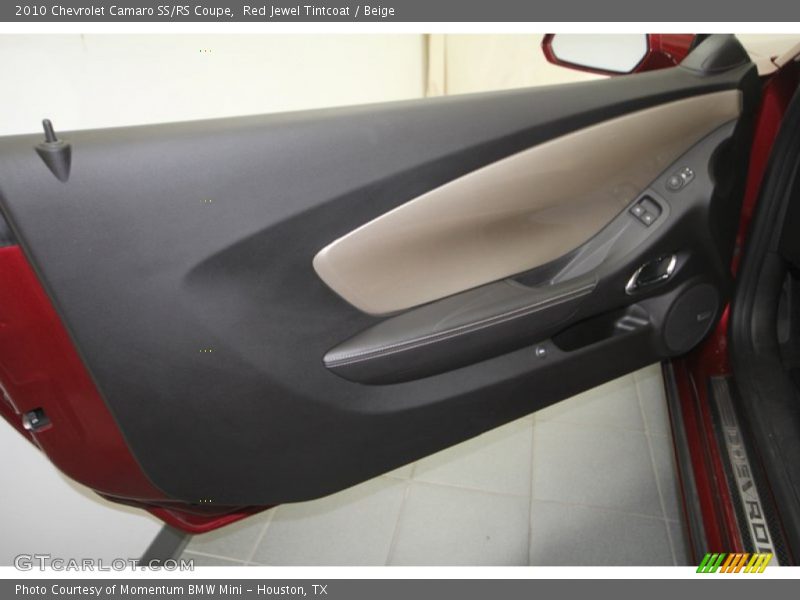 Door Panel of 2010 Camaro SS/RS Coupe