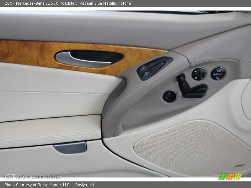Controls of 2007 SL 550 Roadster