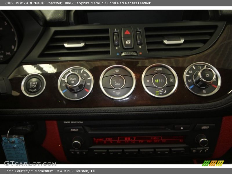 Controls of 2009 Z4 sDrive30i Roadster