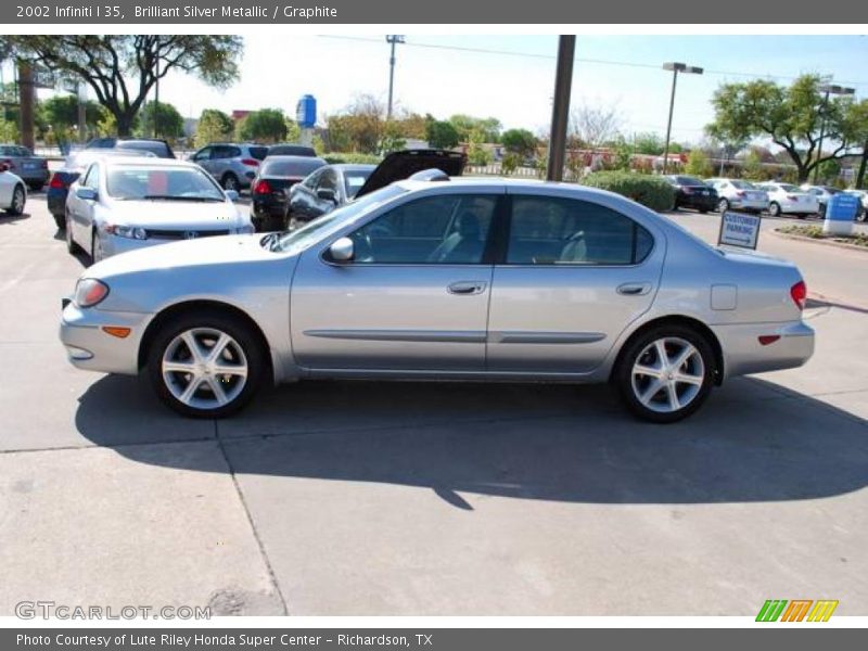 Brilliant Silver Metallic / Graphite 2002 Infiniti I 35