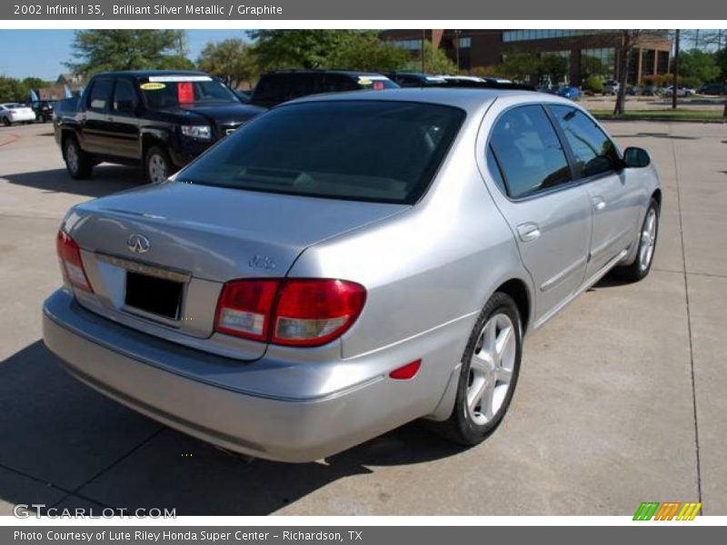 Brilliant Silver Metallic / Graphite 2002 Infiniti I 35