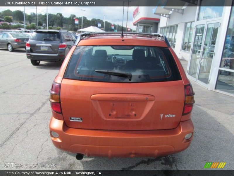 Fusion Orange Metallic / Graphite 2004 Pontiac Vibe
