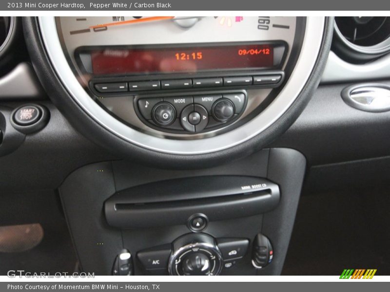 Pepper White / Carbon Black 2013 Mini Cooper Hardtop