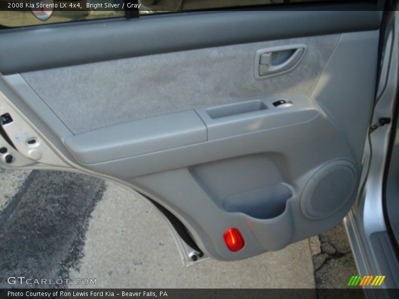 Bright Silver / Gray 2008 Kia Sorento LX 4x4