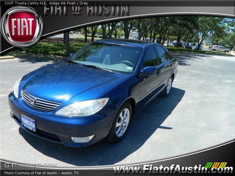 Indigo Ink Pearl / Gray 2005 Toyota Camry XLE