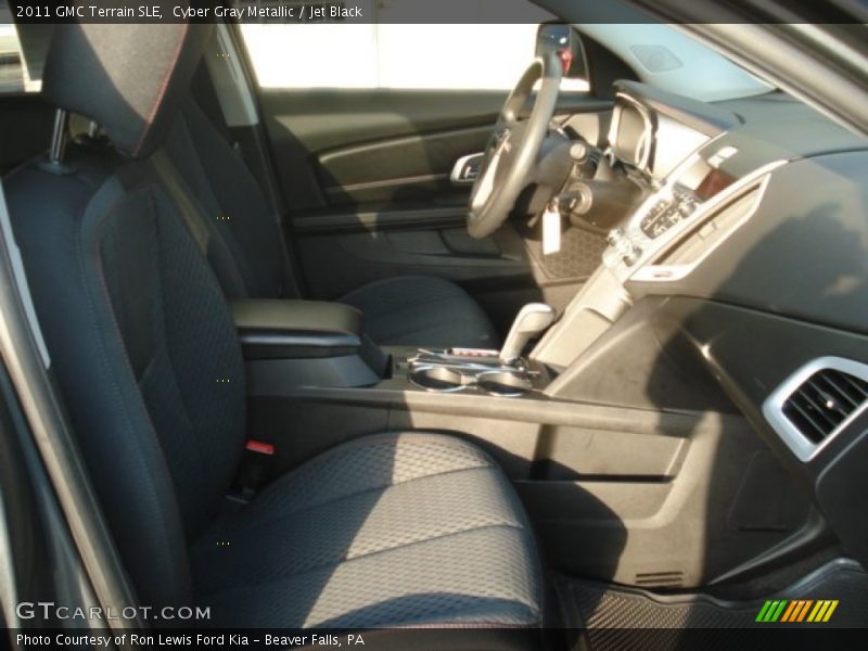 Cyber Gray Metallic / Jet Black 2011 GMC Terrain SLE