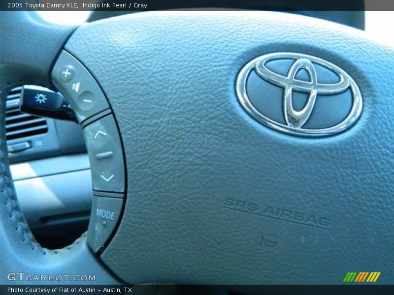 Indigo Ink Pearl / Gray 2005 Toyota Camry XLE