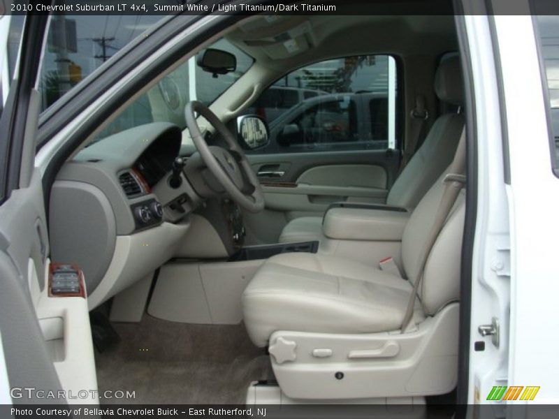 Summit White / Light Titanium/Dark Titanium 2010 Chevrolet Suburban LT 4x4