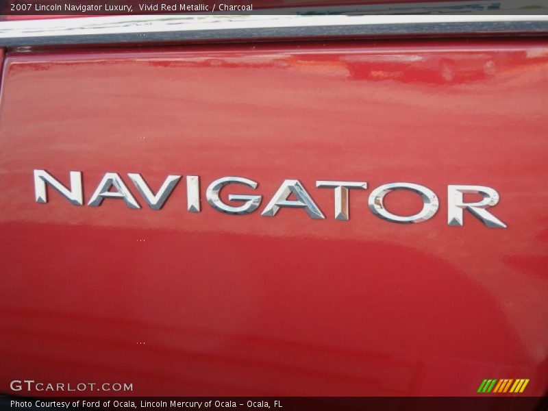 Vivid Red Metallic / Charcoal 2007 Lincoln Navigator Luxury