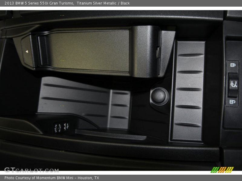 Titanium Silver Metallic / Black 2013 BMW 5 Series 550i Gran Turismo