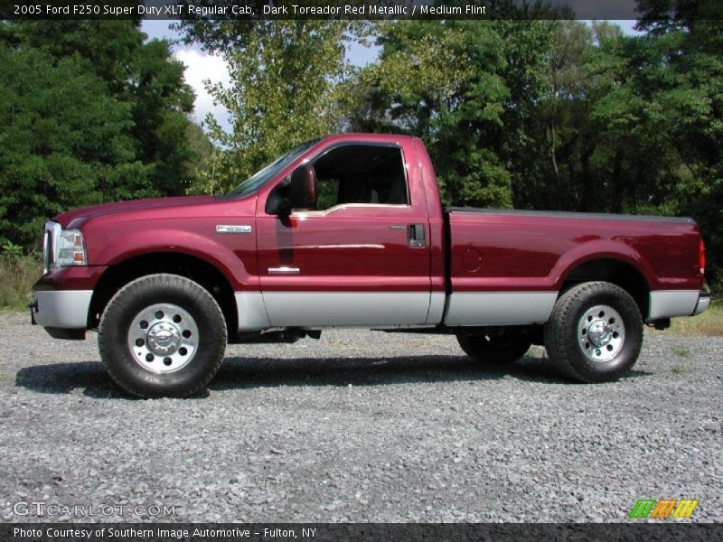 Dark Toreador Red Metallic / Medium Flint 2005 Ford F250 Super Duty XLT Regular Cab