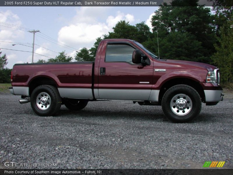 Dark Toreador Red Metallic / Medium Flint 2005 Ford F250 Super Duty XLT Regular Cab