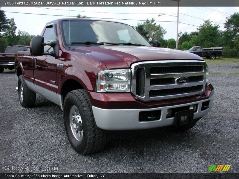 Dark Toreador Red Metallic / Medium Flint 2005 Ford F250 Super Duty XLT Regular Cab