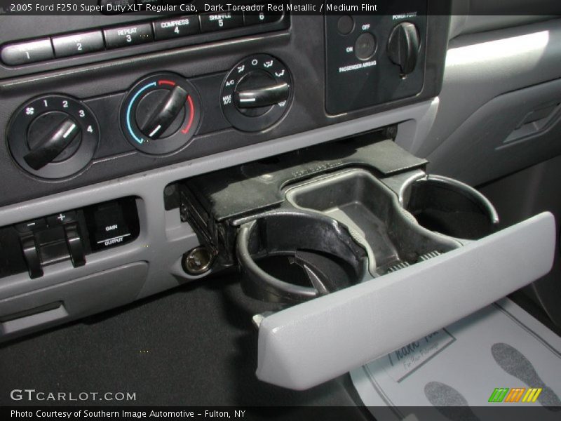Dark Toreador Red Metallic / Medium Flint 2005 Ford F250 Super Duty XLT Regular Cab