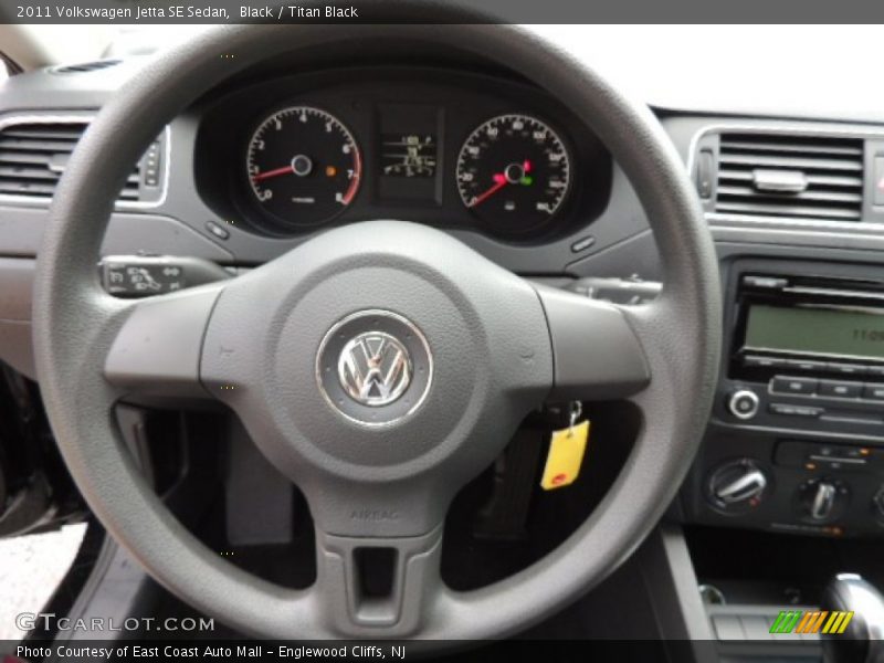 Black / Titan Black 2011 Volkswagen Jetta SE Sedan
