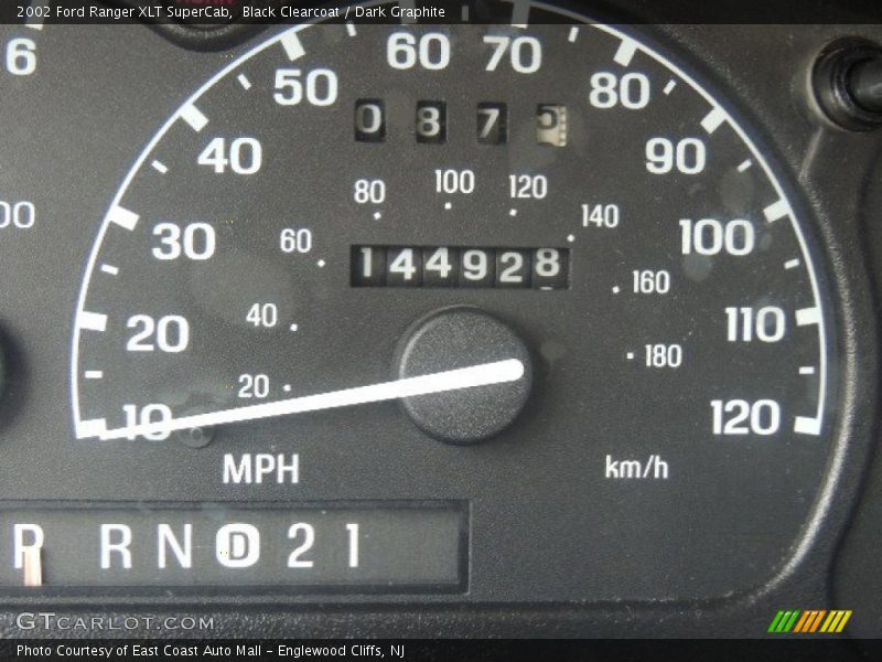 Black Clearcoat / Dark Graphite 2002 Ford Ranger XLT SuperCab