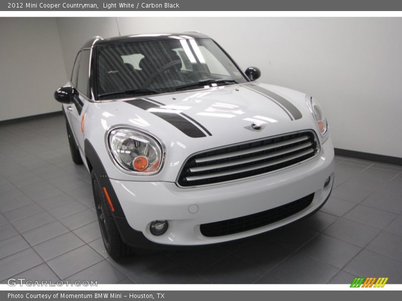 Light White / Carbon Black 2012 Mini Cooper Countryman