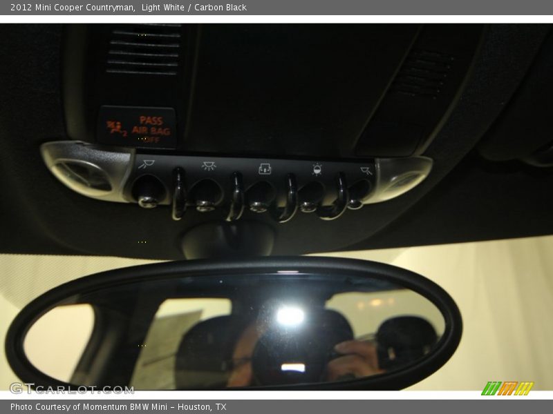 Light White / Carbon Black 2012 Mini Cooper Countryman